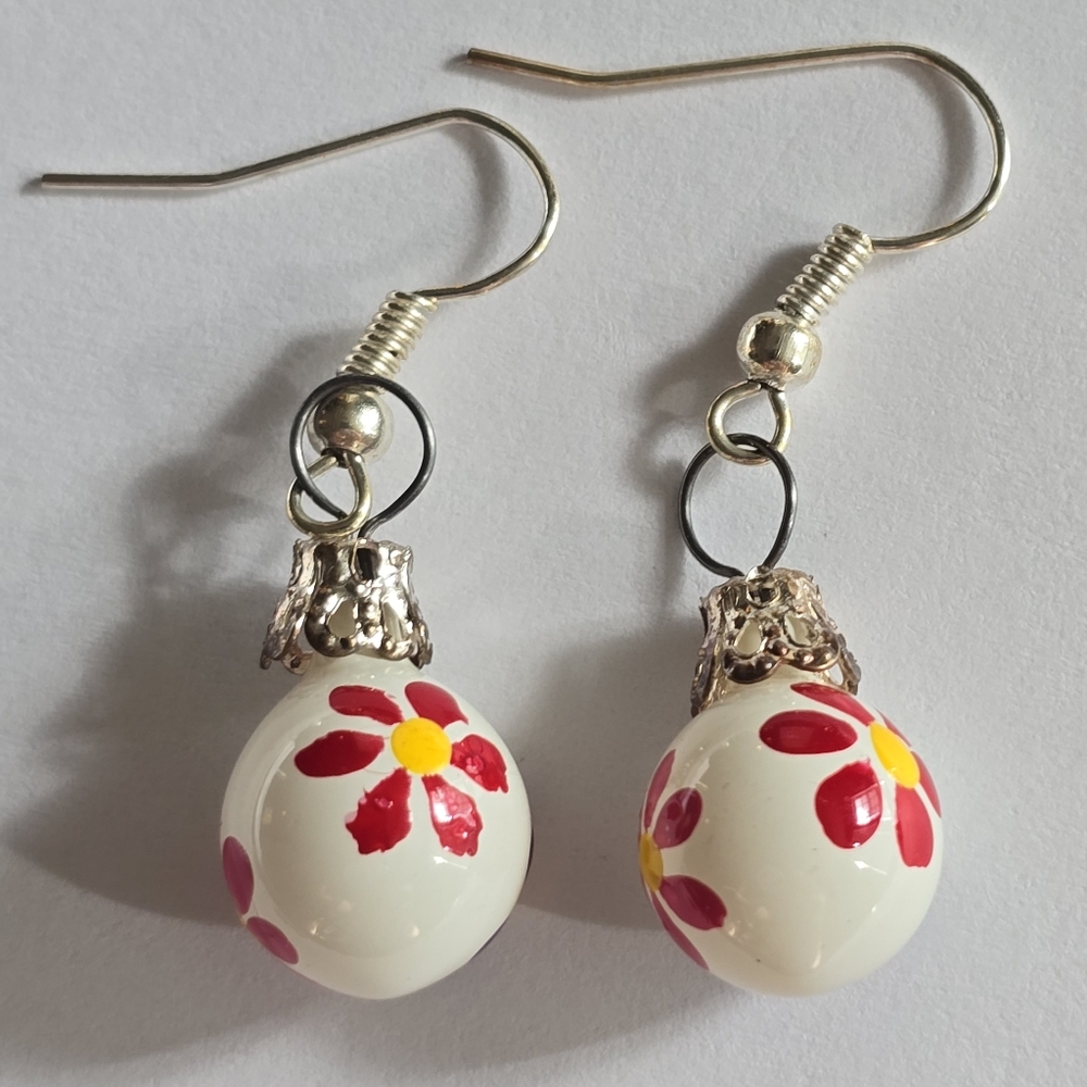 Flower earrings silver tone white ball bead daisy red purple yellow hook